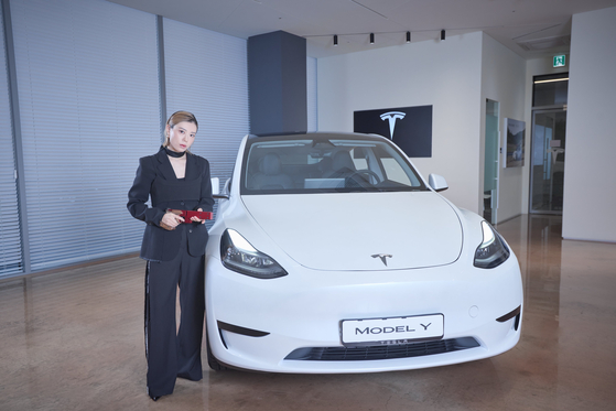 Tesla подписала контракт с корейским олимпийцем на должность первого представителя бренда