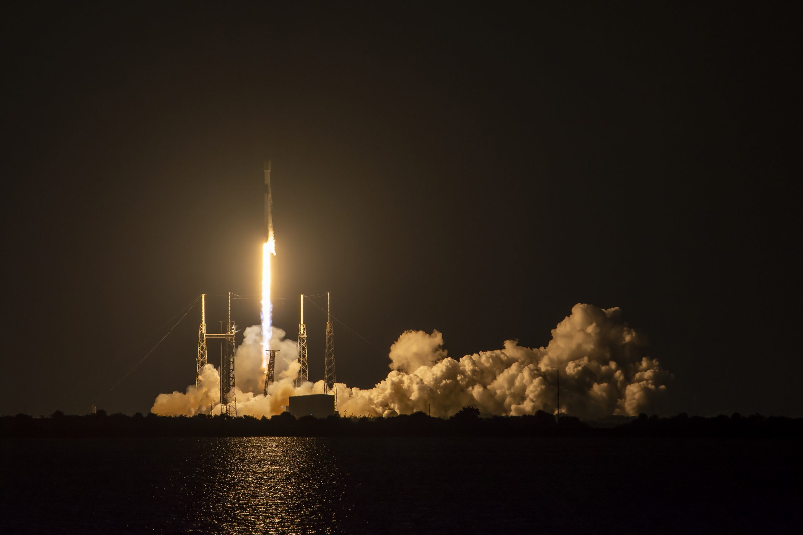 SpaceX только что завершила свой 100-й запуск в 2024 году.