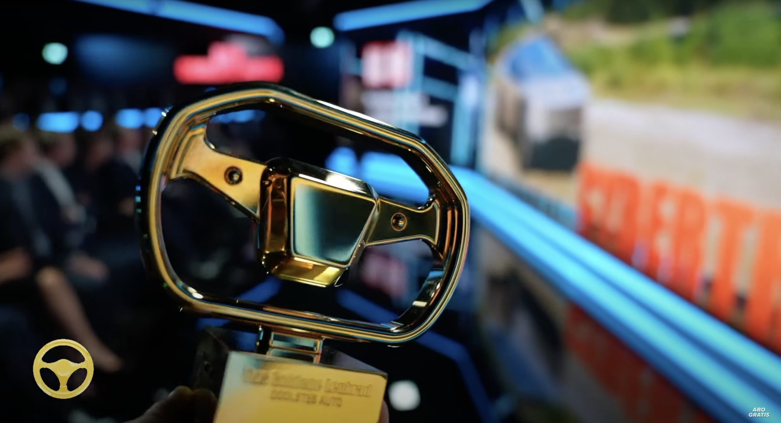 Tesla Cybertruck получила награду «Самый крутой автомобиль» на церемонии Golden Steering Wheel 2024