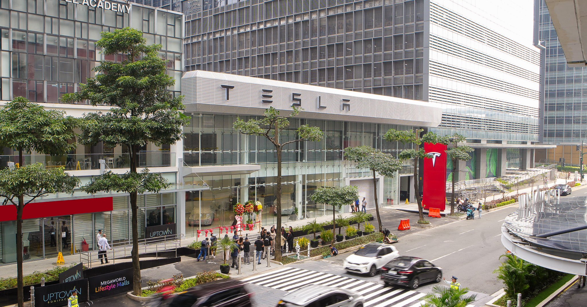Tesla официально запускает Model 3 и Model Y на Филиппинах