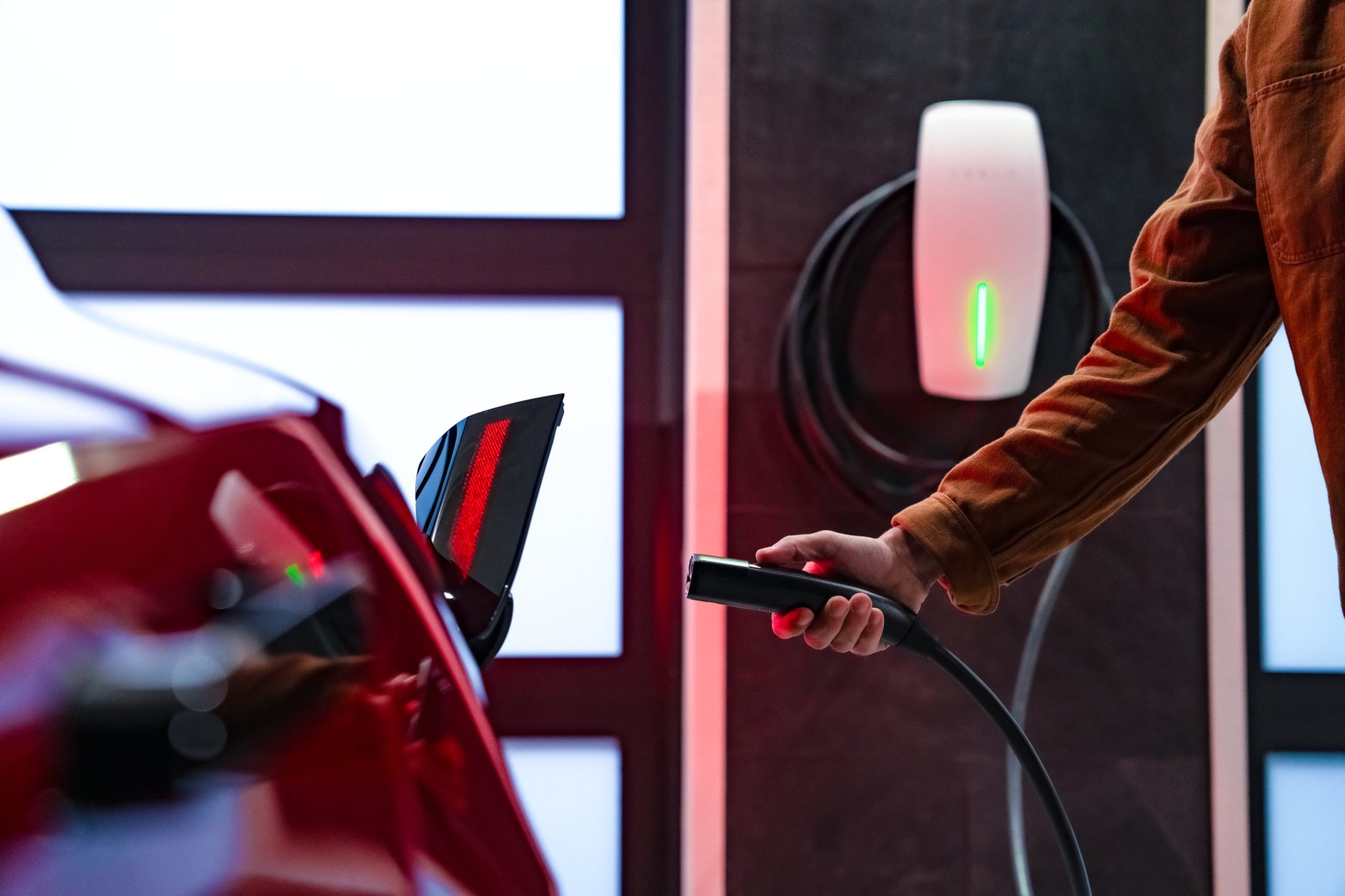 Tesla запускает акцию безлимитной зарядки дома для покупателей в Техасе