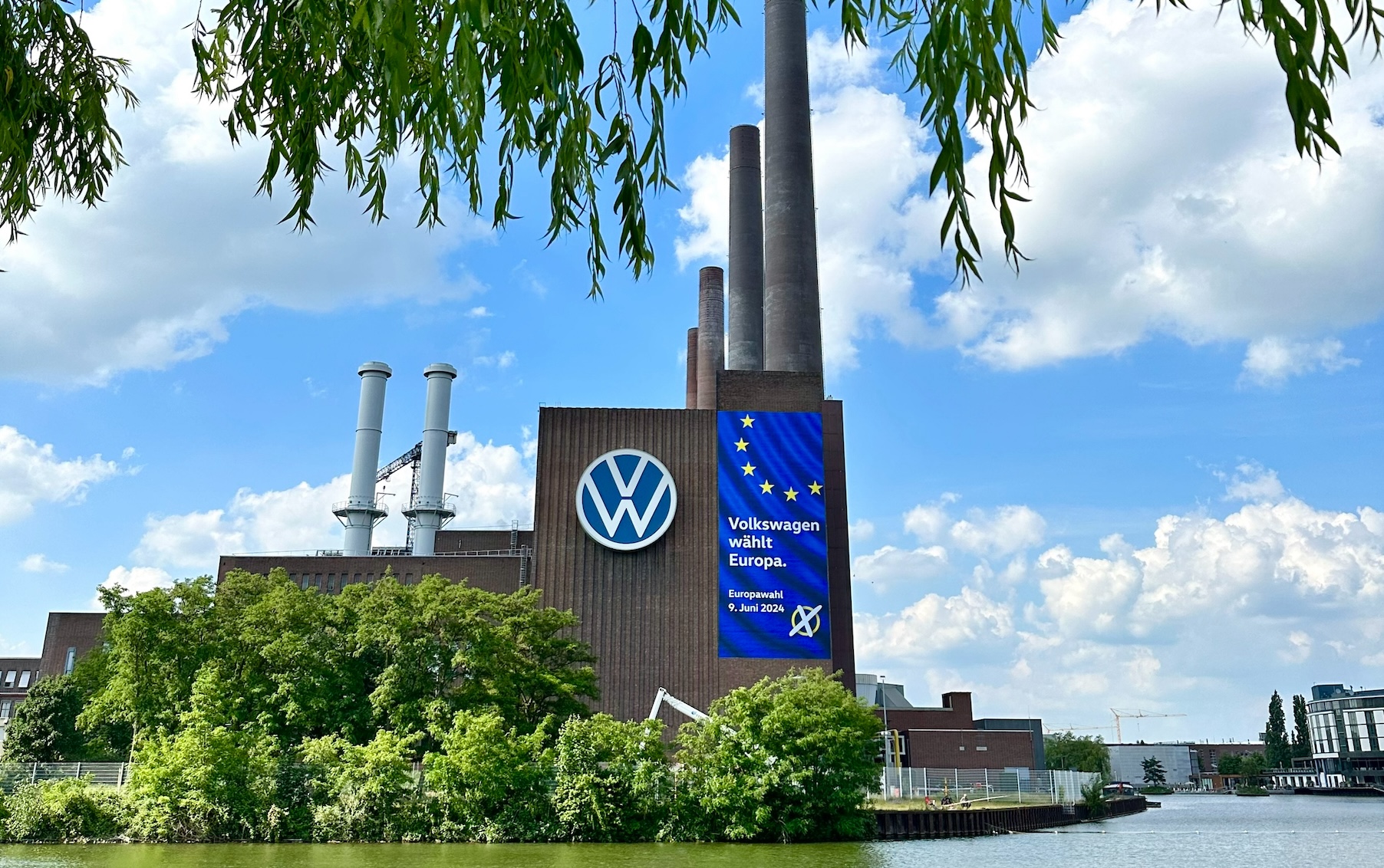 Volkswagen-india-$1.4-billion-tax-evasion